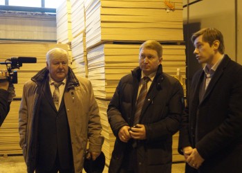 Посещение Кадуйского фанерного комбината
